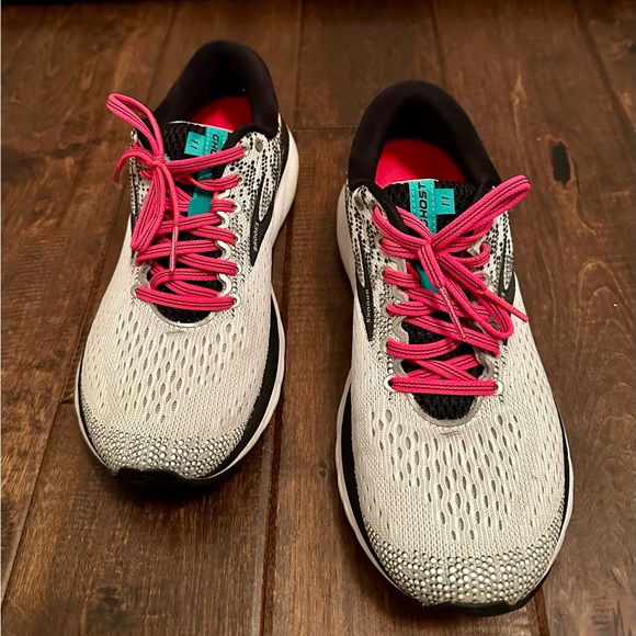 Brooks Ghost 11 Women's Running Shoes - size 9 - Picture 2 of 11